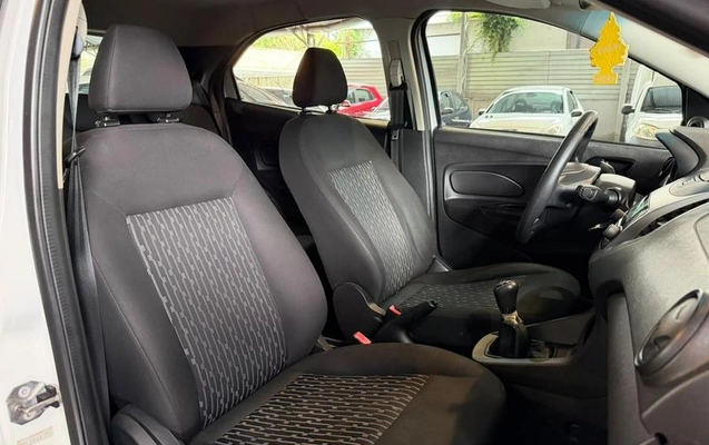imagem-https://www.socarrao.com.br/sc-vehicle-images-prod/4028393/1790085661090-8493277_0_B_6938e2e7c7.jpeg