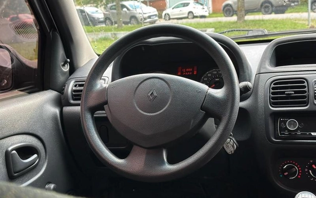 imagem-https://www.socarrao.com.br/sc-vehicle-images-prod/4028410/1790084087513-8499739_18_B_a23d2257d4.jpeg