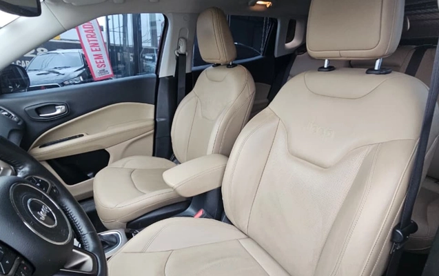 imagem-https://www.socarrao.com.br/sc-vehicle-images-prod/4028459/1790084371092-NTdkMmQzZmYtZDk5NC00MDIxLTliZmItYjYxNTcwNGU4ZWQ3LmpwZw.jpg