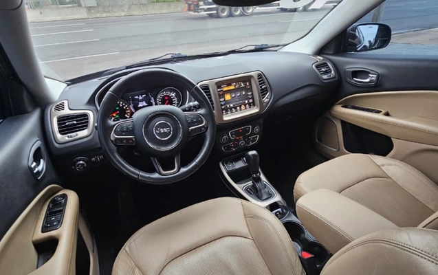 imagem-https://www.socarrao.com.br/sc-vehicle-images-prod/4028459/1790084371516-OTM5YjViNWItNWZmMC00N2NjLTkyMDItZDRjNGZhYWNmMWMwLmpwZw.jpg