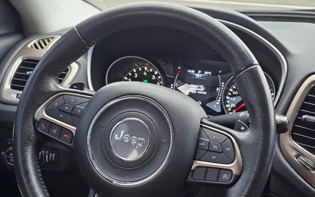imagem-https://www.socarrao.com.br/sc-vehicle-images-prod/4028459/1790084371593-NDI5MGFjZGUtMTViNS00NzU4LTkzZjAtOWI5YWIzY2QxMGZhLmpwZw.jpg