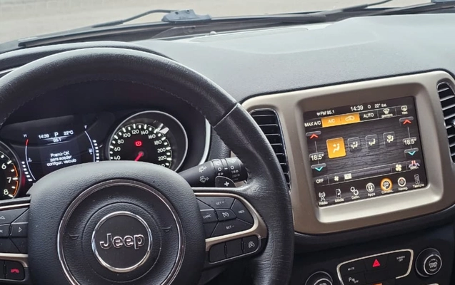 imagem-https://www.socarrao.com.br/sc-vehicle-images-prod/4028459/1790084371951-ZDRlODM0YTEtNTg5OS00MjY4LTgxNmMtMDdkYTAxYjk4MGNhLmpwZw.jpg