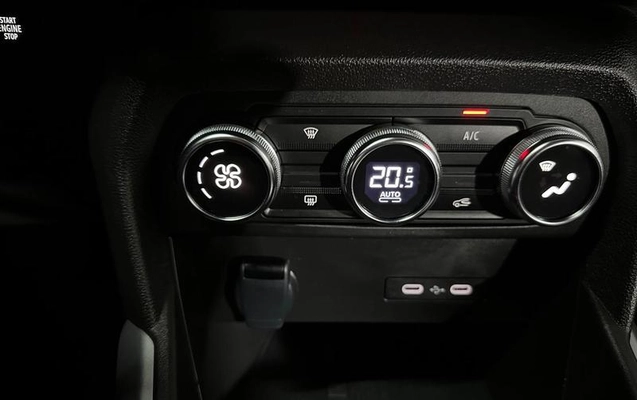 imagem-https://www.socarrao.com.br/sc-vehicle-images-prod/4028508/1790099755730-8498703_11_B_6ad1af6e37.jpeg