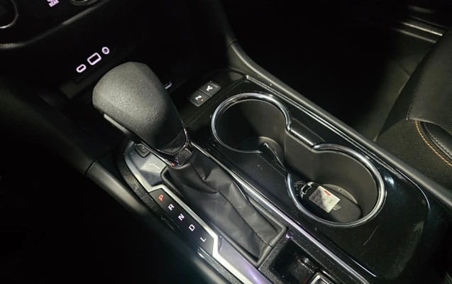 imagem-https://www.socarrao.com.br/sc-vehicle-images-prod/4028522/1790084896445-WHWoXK3gsjAk7HqMguQL63yg3jGbrhV4.jpg