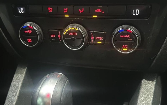 imagem-https://www.socarrao.com.br/sc-vehicle-images-prod/4028524/1790348995013-8498487_14_B_44934179cc.jpeg