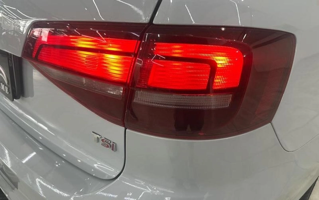 imagem-https://www.socarrao.com.br/sc-vehicle-images-prod/4028524/1790348995019-8498487_6_B_ebdc19807f.jpeg