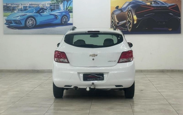 imagem-https://www.socarrao.com.br/sc-vehicle-images-prod/4028526/1790257235009-8438189_5_B_2107a52452.jpeg