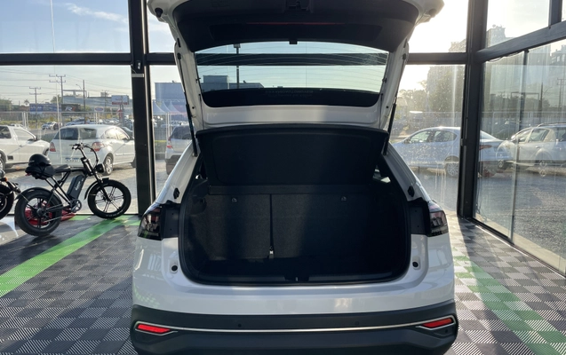 imagem-https://www.socarrao.com.br/sc-vehicle-images-prod/4028580/1790617930999-003_5aac6469e53b9516f5e71ad7d7662798.jpg