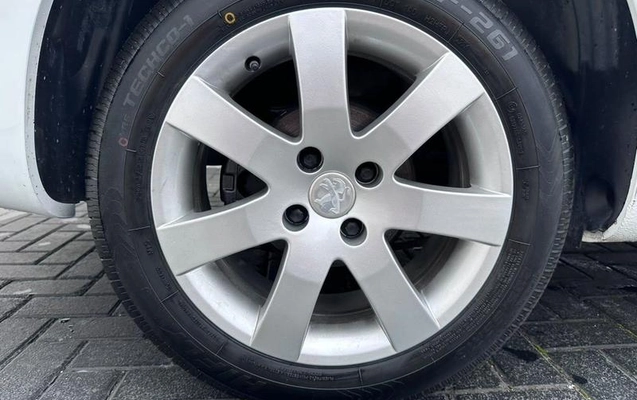 imagem-https://www.socarrao.com.br/sc-vehicle-images-prod/4028597/1792691464583-8343411_14_B_f0d4c0a985.jpeg