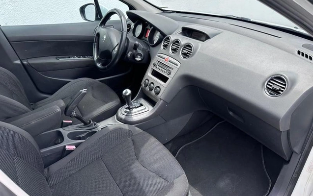 imagem-https://www.socarrao.com.br/sc-vehicle-images-prod/4028597/1792691464615-8343411_14_B_204dc2f7f9.jpeg