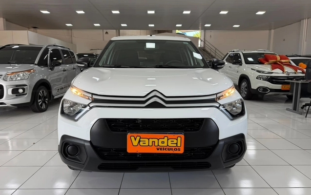 imagem-https://www.socarrao.com.br/sc-vehicle-images-prod/4028612/1790085141064-V2hhdHNBcHAgSW1hZ2UgMjAyNi0wOS0yMiBhdCAxMC4yOC4xNi5qcGVn.jpeg