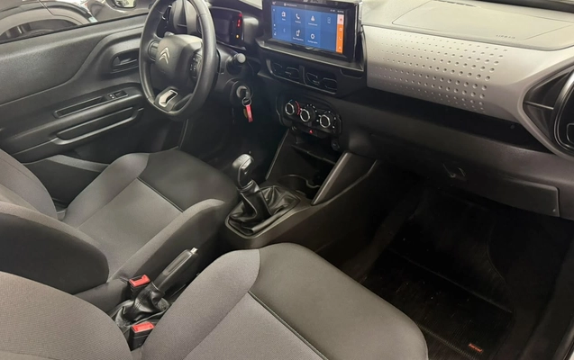 imagem-https://www.socarrao.com.br/sc-vehicle-images-prod/4028612/1790085141622-V2hhdHNBcHAgSW1hZ2UgMjAyNi0wOS0yMiBhdCAxMC4yOC4yMCAoMikuanBlZw.jpeg