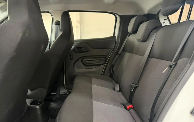 imagem-https://www.socarrao.com.br/sc-vehicle-images-prod/4028612/1790085142320-V2hhdHNBcHAgSW1hZ2UgMjAyNi0wOS0yMiBhdCAxMC4yOC4xOC5qcGVn.jpeg
