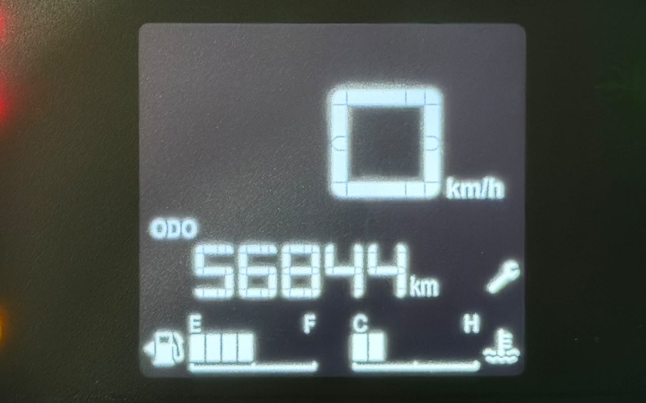 imagem-https://www.socarrao.com.br/sc-vehicle-images-prod/4028612/1790085142417-V2hhdHNBcHAgSW1hZ2UgMjAyNi0wOS0yMiBhdCAxMC4yOC4yMCAoMSkuanBlZw.jpeg