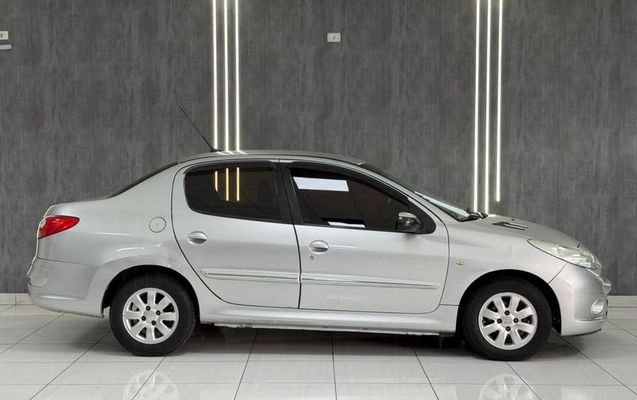 imagem-https://www.socarrao.com.br/sc-vehicle-images-prod/4028739/1790085518630-8472516_0_B_20e058694d.jpeg