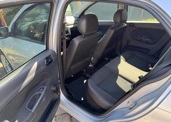 imagem-https://www.socarrao.com.br/sc-vehicle-images-prod/4028757/1790085540556-volkswagen-voyage-1.6-msi-totalflex-4p-manual-wmimagem10472359098.jpg