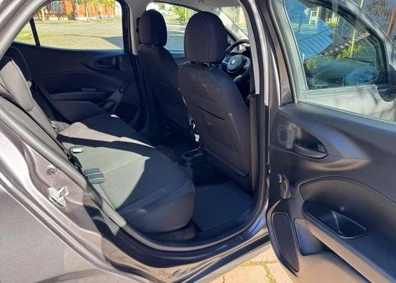 imagem-https://www.socarrao.com.br/sc-vehicle-images-prod/4028758/1790085542207-fiat-argo-1.0-firefly-flex-drive-manual-wmimagem10450989976.jpg