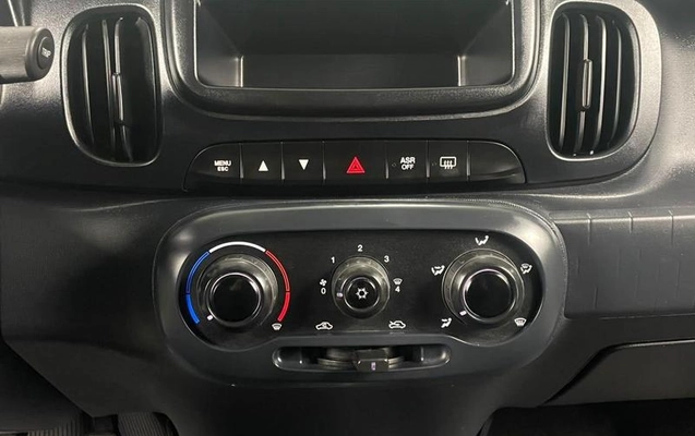 imagem-https://www.socarrao.com.br/sc-vehicle-images-prod/4028794/1790087671745-8494461_9_B_927bdaf5ff.jpeg
