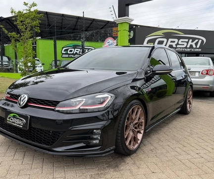 Volkswagen Golf 2019 Preto — foto 1 de 3