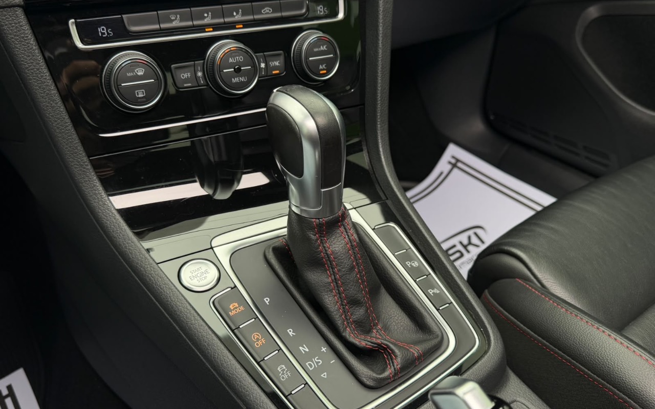 imagem-https://www.socarrao.com.br/sc-vehicle-images-prod/4028827/1790085686984-ZDFlMzVkZDYtNDEyNS00NDQxLWJlMjAtM2QwYjQzZjg3ODk2LmpwZWc.jpeg