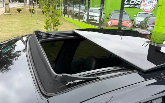 imagem-https://www.socarrao.com.br/sc-vehicle-images-prod/4028827/1790085687562-MzhiNzk4MTAtZTAwNi00ZDVmLThhMGUtOTllNjYzYmI3NmNmLmpwZWc.jpeg