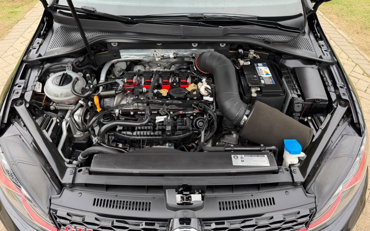 imagem-https://www.socarrao.com.br/sc-vehicle-images-prod/4028827/1790085687816-ODg4NDEyNDYtYmY2Zi00NTg4LWJkZDEtNTczMjdiYzQwNTJjLmpwZWc.jpeg