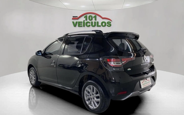 imagem-https://www.socarrao.com.br/sc-vehicle-images-prod/4028847/1790085737813-003_8c9669f5d6dc9680668945ff371deff0.jpg