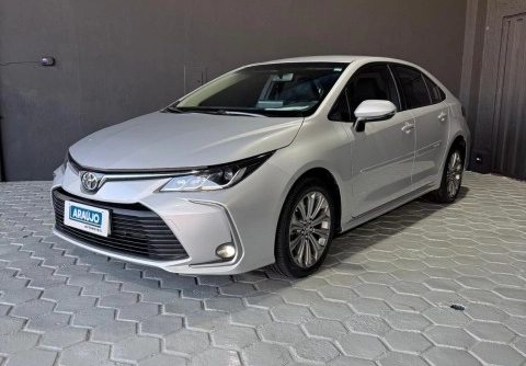 Toyota Corolla 2022 Prata — foto 1 de 3