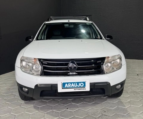 imagem-https://www.socarrao.com.br/sc-vehicle-images-prod/4028931/1790085876399-640_480_renault-duster-2-0-16v-dynamique-flex-aut-13-13-3b79d9-14.jpg