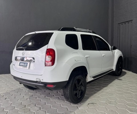 imagem-https://www.socarrao.com.br/sc-vehicle-images-prod/4028931/1790085876401-640_480_renault-duster-2-0-16v-dynamique-flex-aut-13-13-3b79d9-18.jpg