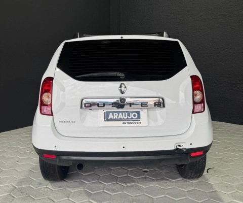 imagem-https://www.socarrao.com.br/sc-vehicle-images-prod/4028931/1790085876402-640_480_renault-duster-2-0-16v-dynamique-flex-aut-13-13-3b79d9-19.jpg