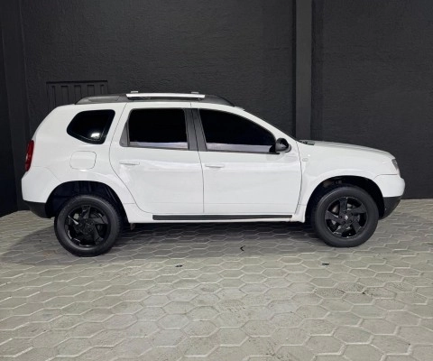 imagem-https://www.socarrao.com.br/sc-vehicle-images-prod/4028931/1790085876404-640_480_renault-duster-2-0-16v-dynamique-flex-aut-13-13-3b79d9-17.jpg