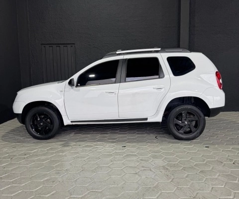 imagem-https://www.socarrao.com.br/sc-vehicle-images-prod/4028931/1790085876405-640_480_renault-duster-2-0-16v-dynamique-flex-aut-13-13-3b79d9-16.jpg