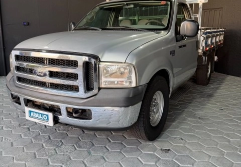 Ford F-250 2011 Prata — foto 1 de 3