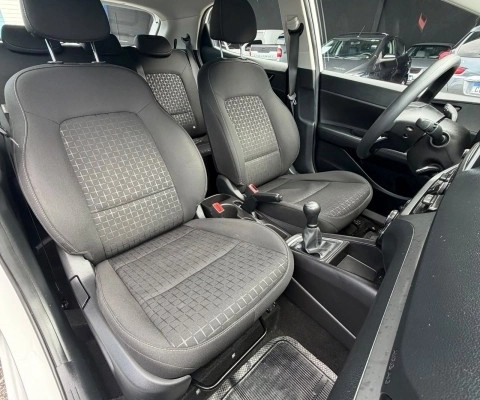 imagem-https://www.socarrao.com.br/sc-vehicle-images-prod/4028993/1790085935743-640_480_hyundai-hb20-1-0-comfort-plus-24-25-c9c5c7-22.jpg