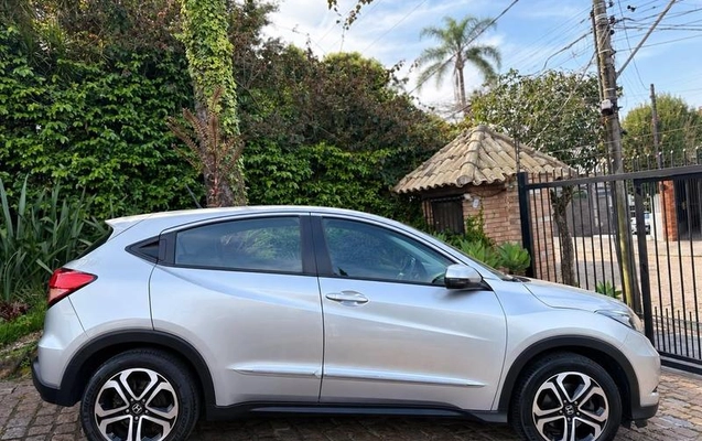 imagem-https://www.socarrao.com.br/sc-vehicle-images-prod/4029026/1790085968818-8384713_6_B_e77d7b062d.jpeg