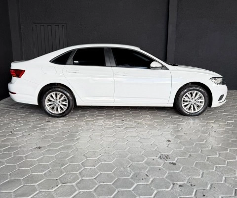 imagem-https://www.socarrao.com.br/sc-vehicle-images-prod/4029045/1790086010559-640_480_volkswagen-jetta-1-4-250-tsi-19-19-70c975-5.jpg