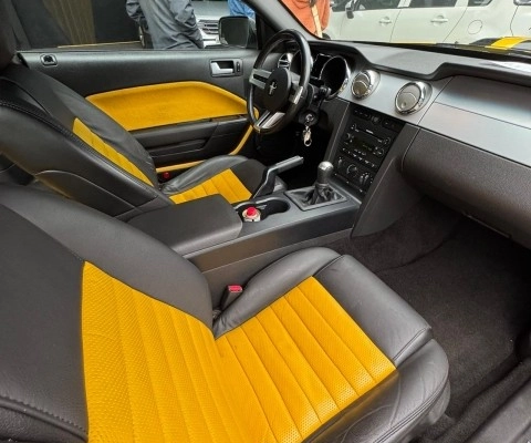 imagem-https://www.socarrao.com.br/sc-vehicle-images-prod/4029057/1790086020831-640_480_ford-mustang-gt-v8-06-06-74c050-8.jpg