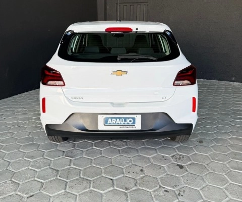 imagem-https://www.socarrao.com.br/sc-vehicle-images-prod/4029061/1790086029029-640_480_chevrolet-onix-1-0-lt-rgh-22-23-f96a14-5.jpg