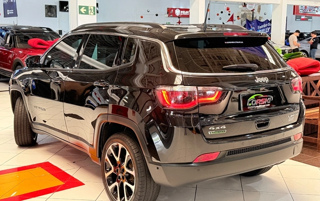 imagem-https://www.socarrao.com.br/sc-vehicle-images-prod/4029156/1790086154283-ZDU4MmFlN2QtZjUzZi00OGFjLWI2MGMtYzJlNGQ3NzcyNmVlLmpwZWc.jpeg