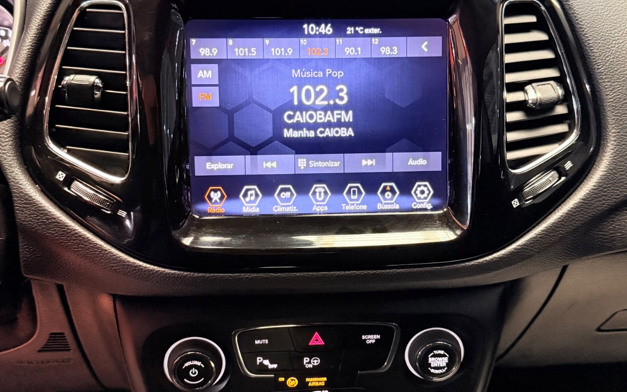 imagem-https://www.socarrao.com.br/sc-vehicle-images-prod/4029156/1790086154779-ZTMzYzEwZWMtOGNlNy00MTNjLWFmYzQtMzJlNjMwMjliOTE5LmpwZWc.jpeg