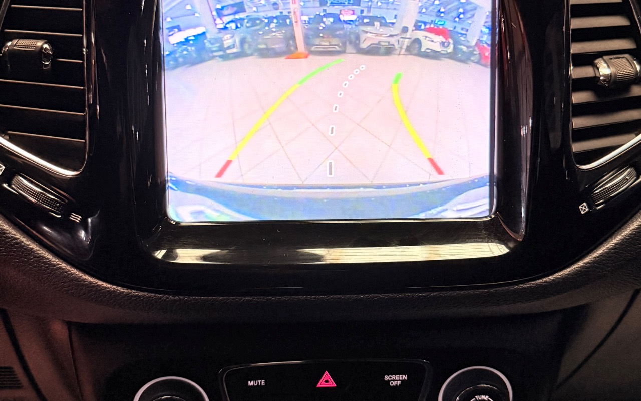 imagem-https://www.socarrao.com.br/sc-vehicle-images-prod/4029156/1790086154999-ZTExNGViZmYtNzgxYi00MDk4LTllZWItMDMxNjc1NGIxNjFjLmpwZWc.jpeg