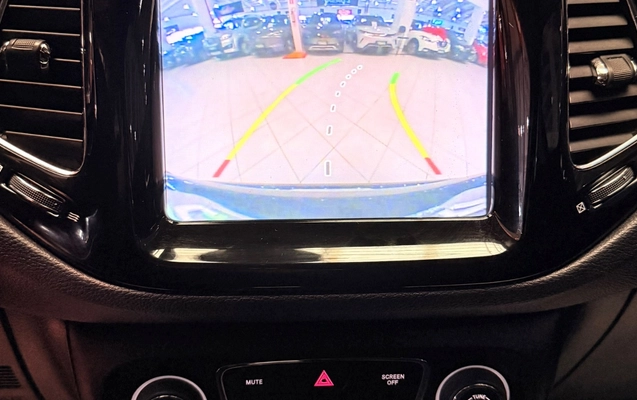 imagem-https://www.socarrao.com.br/sc-vehicle-images-prod/4029156/1790086154999-ZTExNGViZmYtNzgxYi00MDk4LTllZWItMDMxNjc1NGIxNjFjLmpwZWc.jpeg