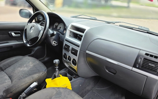 imagem-https://www.socarrao.com.br/sc-vehicle-images-prod/4029157/1790086158667-MjAyNjA5MjJfMTAyMTI3LmpwZw.jpg