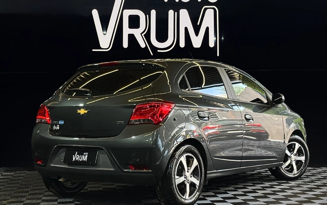 imagem-https://www.socarrao.com.br/sc-vehicle-images-prod/4029190/1790086294210-4_053718.jpg