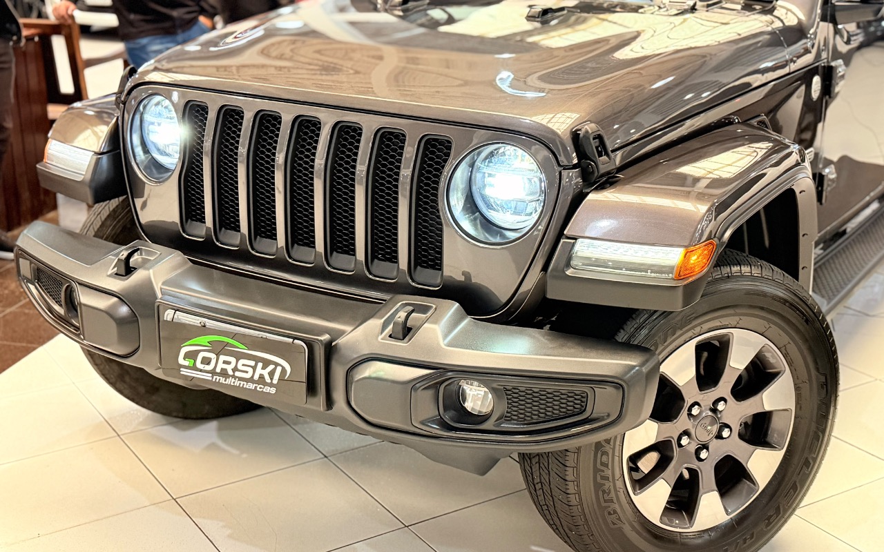 imagem-https://www.socarrao.com.br/sc-vehicle-images-prod/4029498/1790086767170-NmRhZGRhNzYtNDc4ZC00NDVhLWFhOTAtNjg3NzNmYjZiZWQ4LmpwZWc.jpeg
