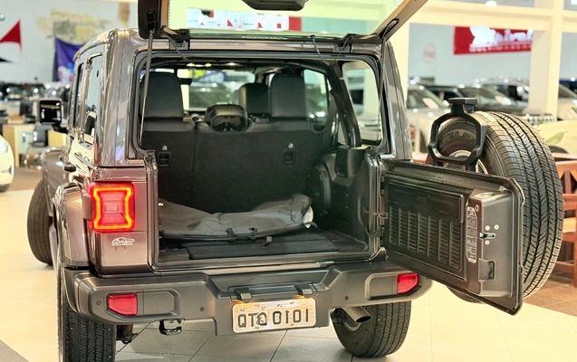 imagem-https://www.socarrao.com.br/sc-vehicle-images-prod/4029498/1790086768459-ZTczOWY5NmItZDNhZS00ZDJlLTgzYWItOTU4YTk1OWExNjNlLmpwZWc.jpeg