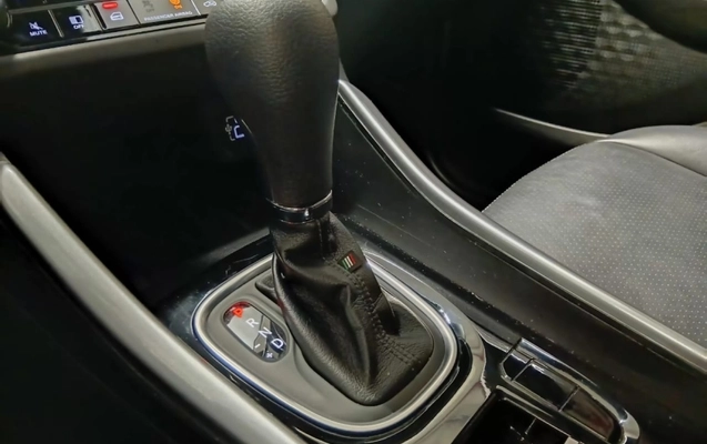 imagem-https://www.socarrao.com.br/sc-vehicle-images-prod/4029512/1790086877008-IytLvJJGwaNTQNzUiGdL5KLGT2rN4apa.jpg