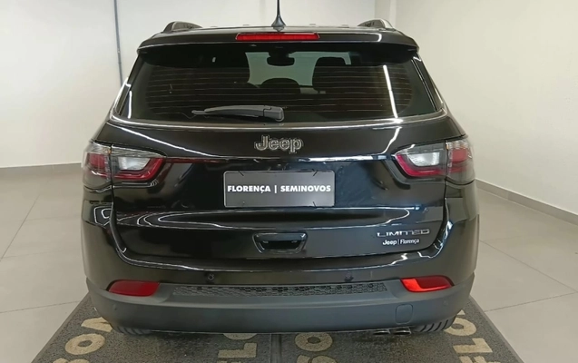 imagem-https://www.socarrao.com.br/sc-vehicle-images-prod/4029534/1790086937188-EhECWSluwkCXeAyo1EaXTsq3kSSh8hc8.jpg