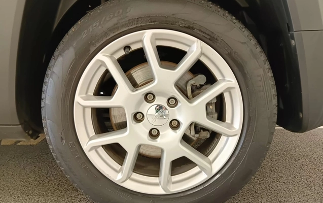 imagem-https://www.socarrao.com.br/sc-vehicle-images-prod/4029545/1790087037697-edKbBI16COm4prR4hGCbtl6nYyMdc6r5.jpg